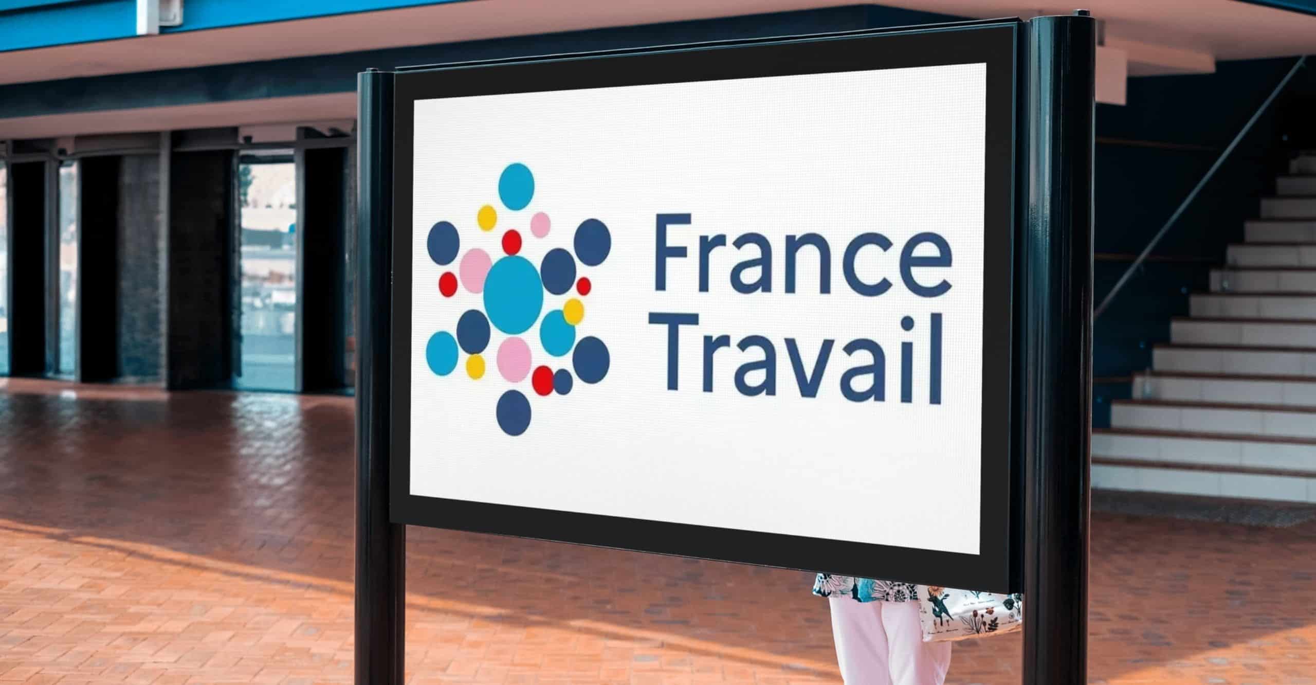 Femmes demandeuses d'emploi à Niort et dans les Deux-Sèvres, données France Travail 2025