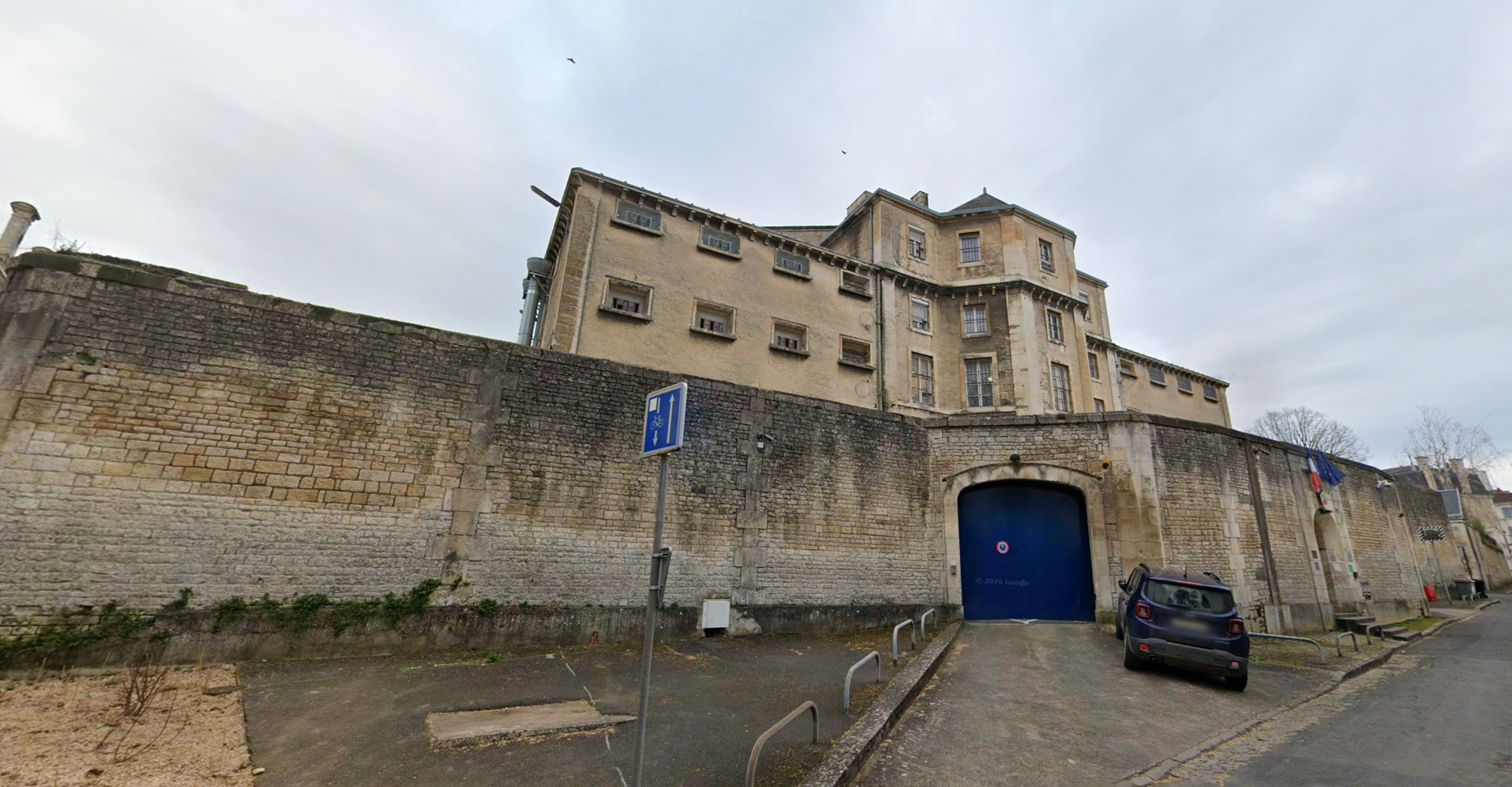 fouille à la maison d'arrêt de Niort