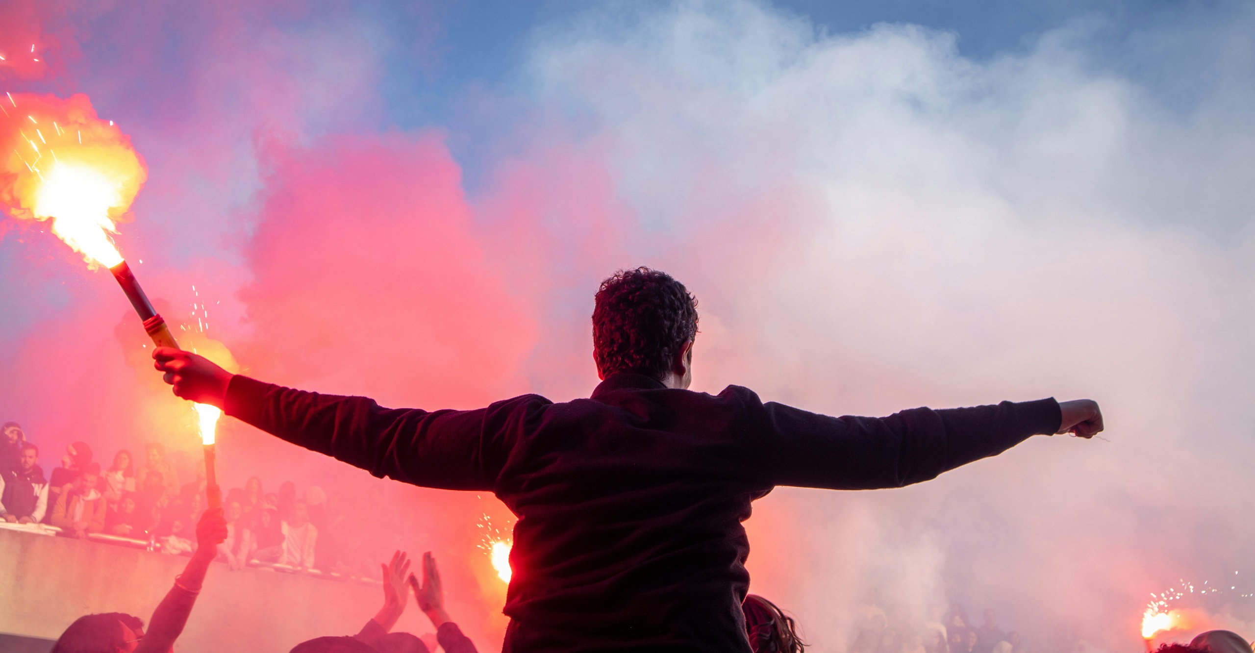 Football en Deux-Sèvres fumigènes